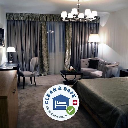 Hotel Adriatica Γενεύη Εξωτερικό φωτογραφία