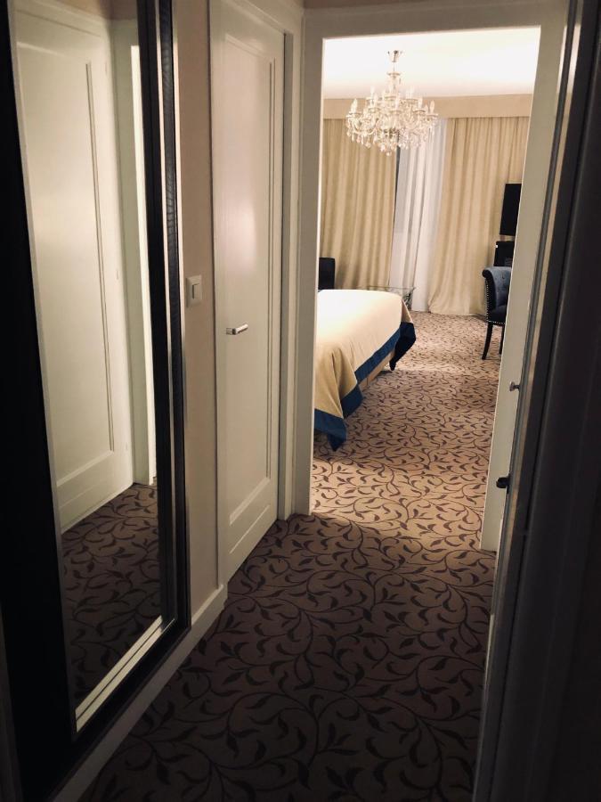 Hotel Adriatica Γενεύη Εξωτερικό φωτογραφία