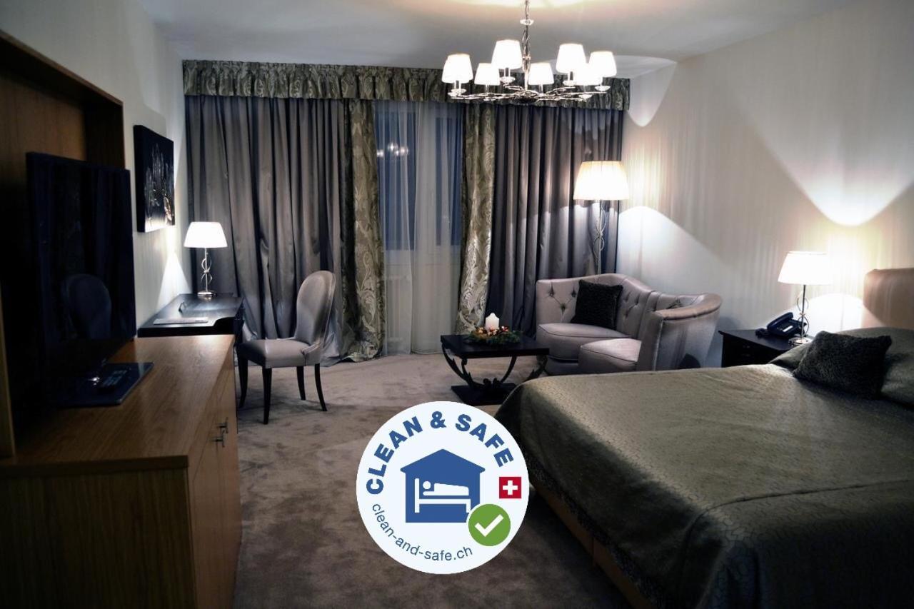 Hotel Adriatica Γενεύη Εξωτερικό φωτογραφία