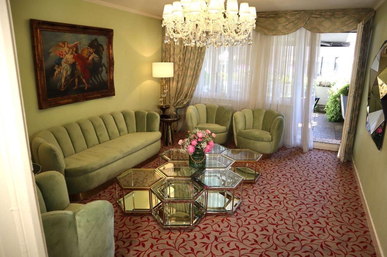 Hotel Adriatica Γενεύη Εξωτερικό φωτογραφία