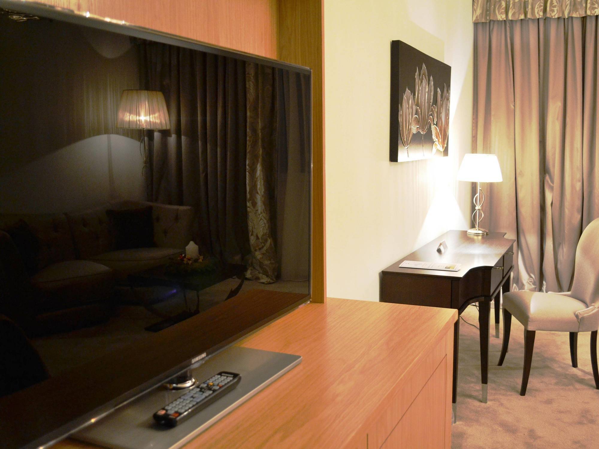 Hotel Adriatica Γενεύη Εξωτερικό φωτογραφία