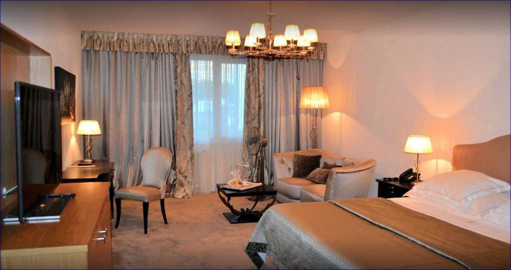 Hotel Adriatica Γενεύη Δωμάτιο φωτογραφία